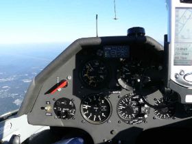Cockpit (1).jpg